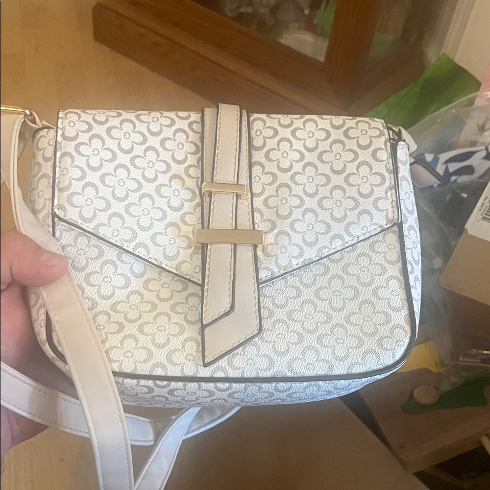 White Floral Patterned Crossbody Bag